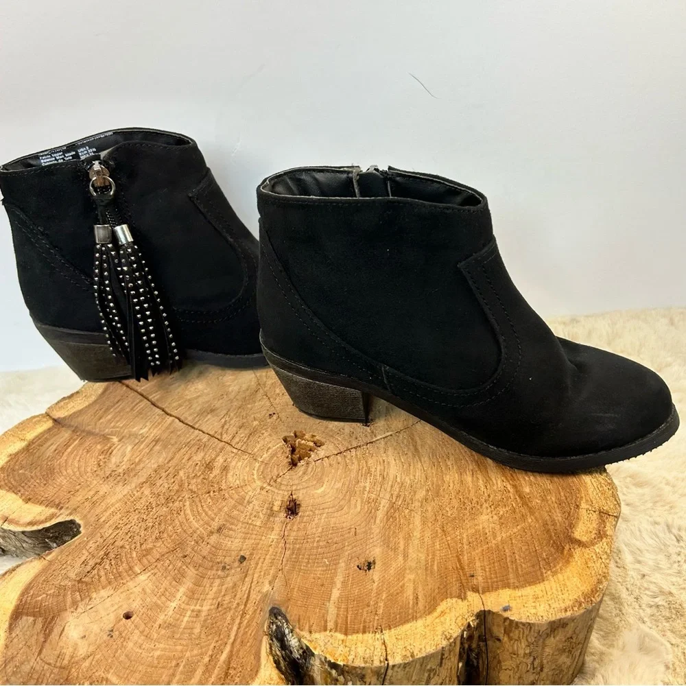 Black Ankle Boots with Tassel‎ Detail girls 2